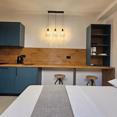 A - Cozy Place For Two 아파트 자다르